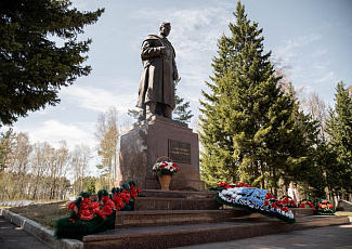 Духовенство и прихожане нашего храма молитвенно почтили память воинов, погибших в годы Великой Отечественной войны 