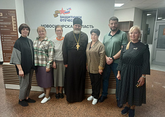 Социальный работник нашего храма посетила новосибирский госпиталь